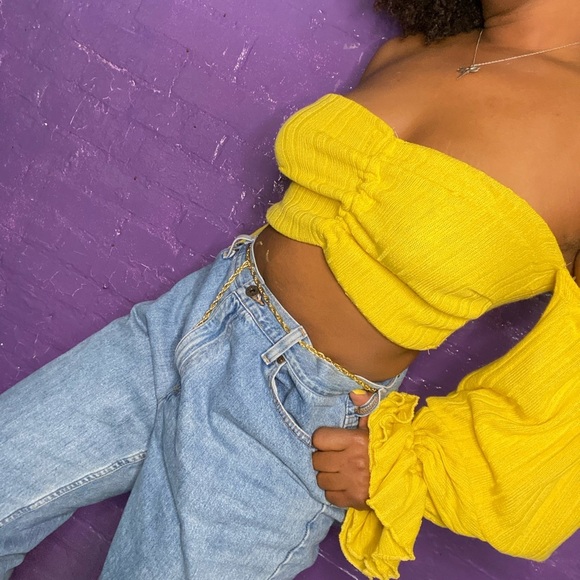Yellow ribbed knit off the shoulder crop top - Picture 6 of 8